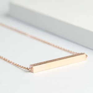 Horizontal Bar Necklace in Rose Gold